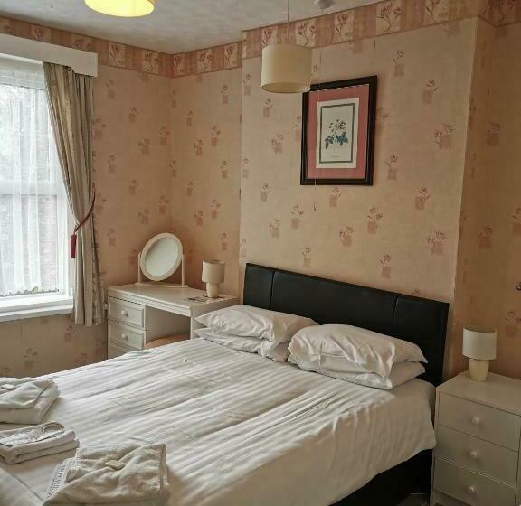 Номер Стандарт, Royal Pier