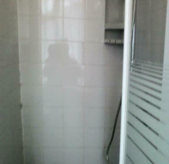 اتاق استاندارد, Lea Hurst B & B