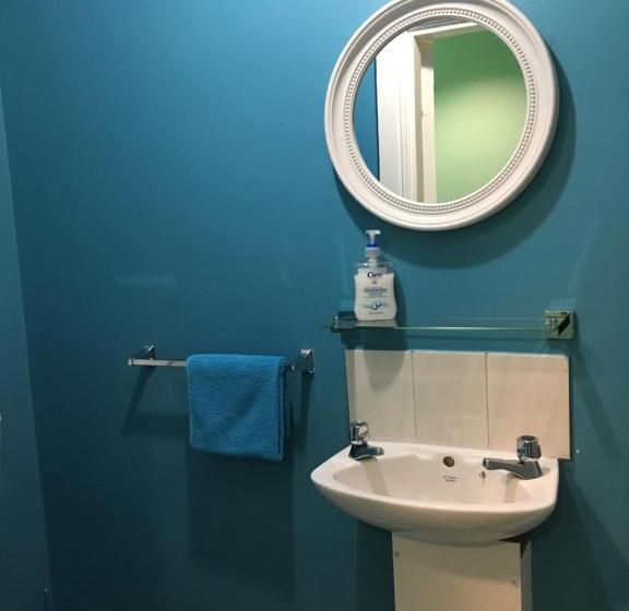 חדר סטנדרט חדר אמבטיה משותף, Portrush Holiday Hostel Guesthouse
