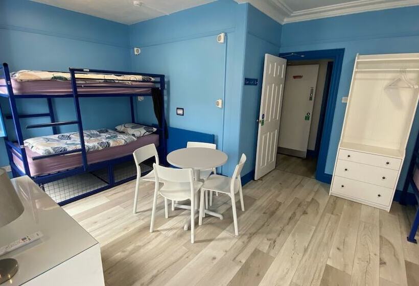 סוויטה משפחתית, Portrush Holiday Hostel Guesthouse