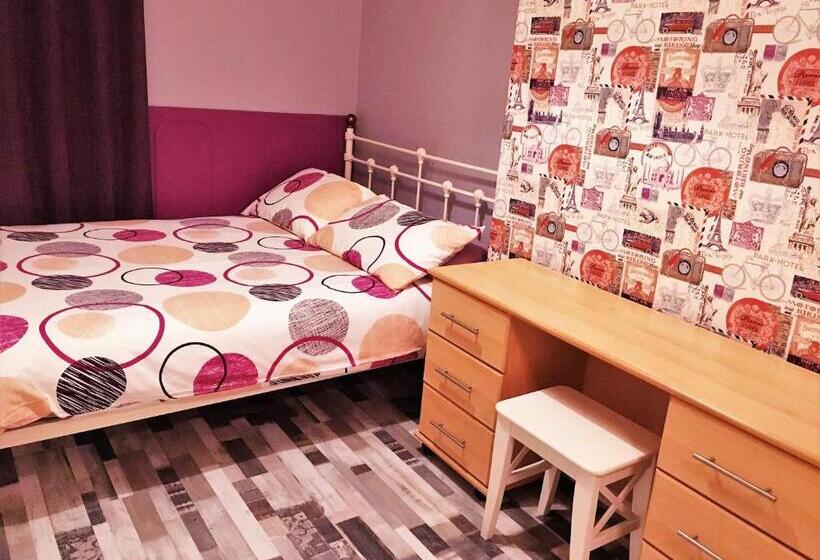 חדר בסיסי חדר אמבטיה משותף, Portrush Holiday Hostel Guesthouse