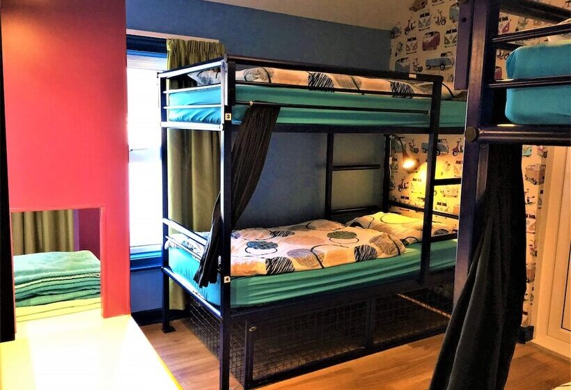 חדר סטנדרט לארבעה, Portrush Holiday Hostel Guesthouse