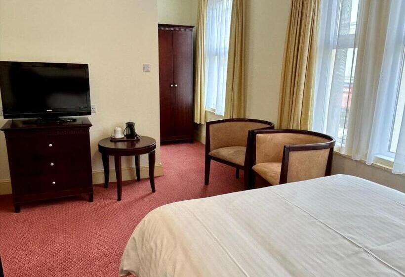 스탠다드 룸, Sandringham Hotel   Seafront, Sandown   Free Car Ferry