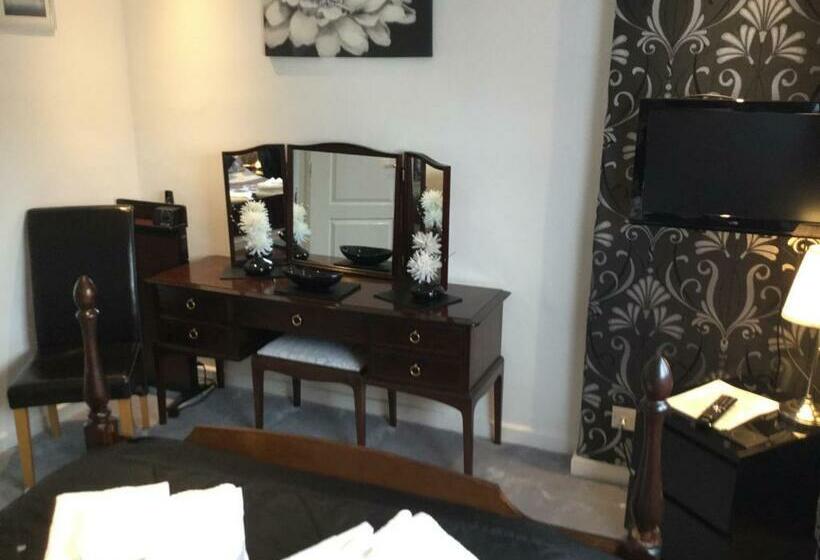 اتاق استاندارد با سرویس بهداشتی مشترک, Three Bridges Bed & Breakfast