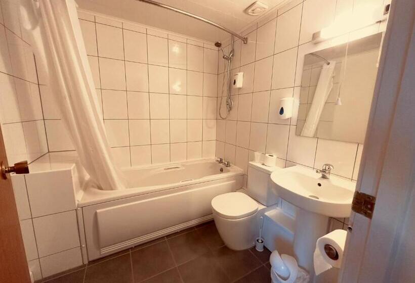 اتاق استاندارد, 281 Hotel & Restaurant