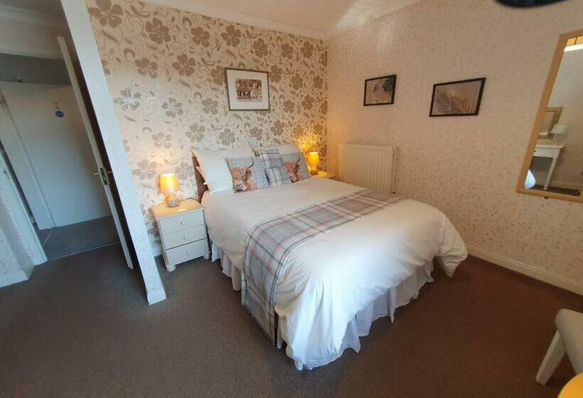 Номер Стандарт, Kirkcroft Guest House