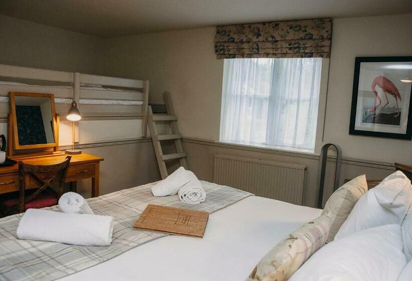 Семейный Номер, The George Inn