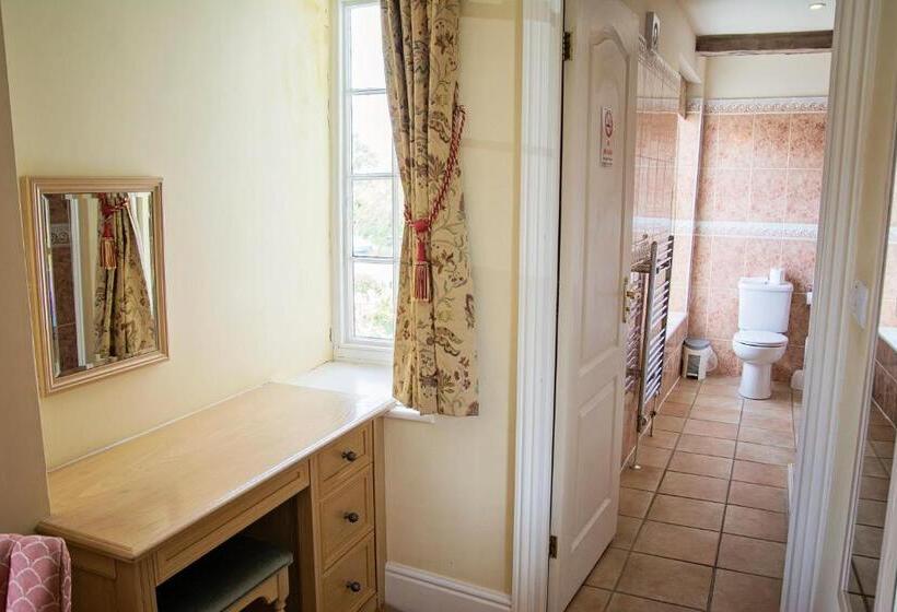 غرفة ديلوكس, Waveney House