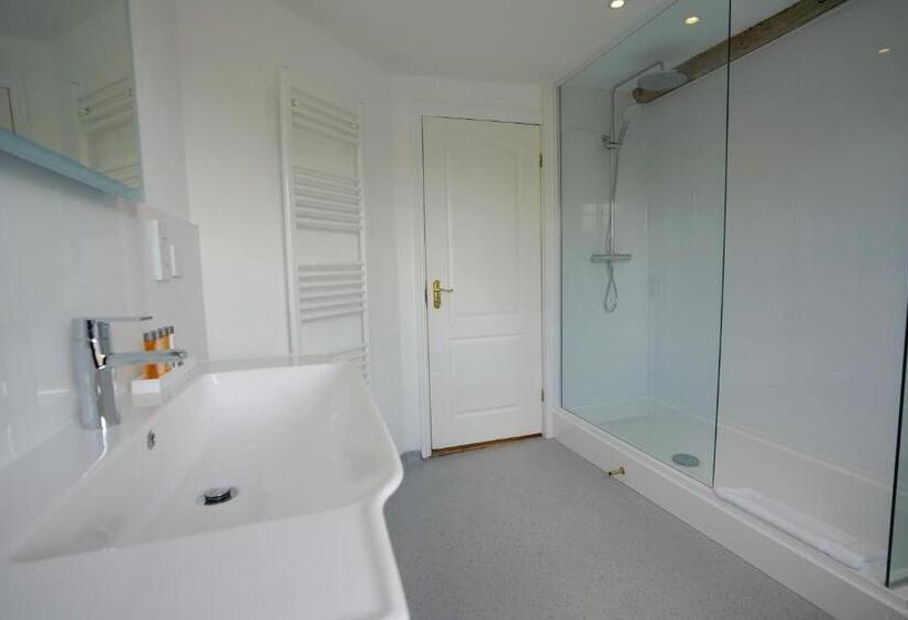 Номер Superior, Waveney House