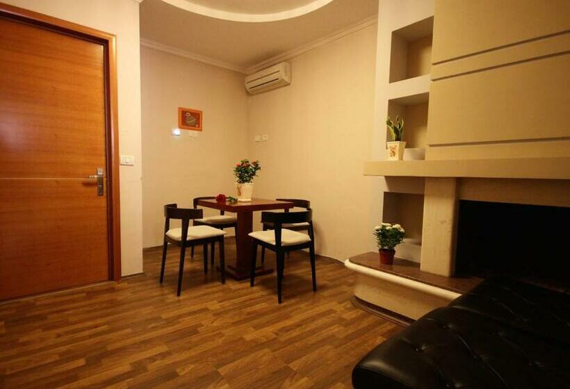 חדר משפחתי, Bylis