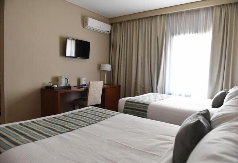 Номер Стандарт, Howard Johnson Resort & Spa Escobar