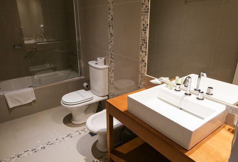 Люкс Superior, Howard Johnson Resort & Spa Escobar