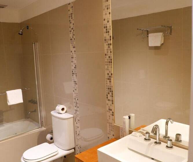 Номер Superior, Howard Johnson Resort & Spa Escobar