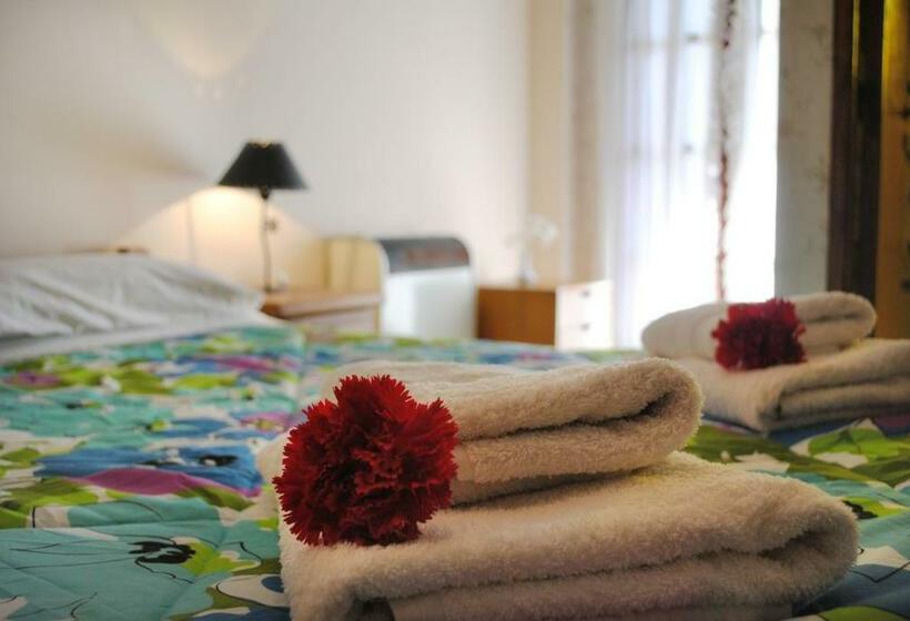 Quarto Estandar, Ibiza