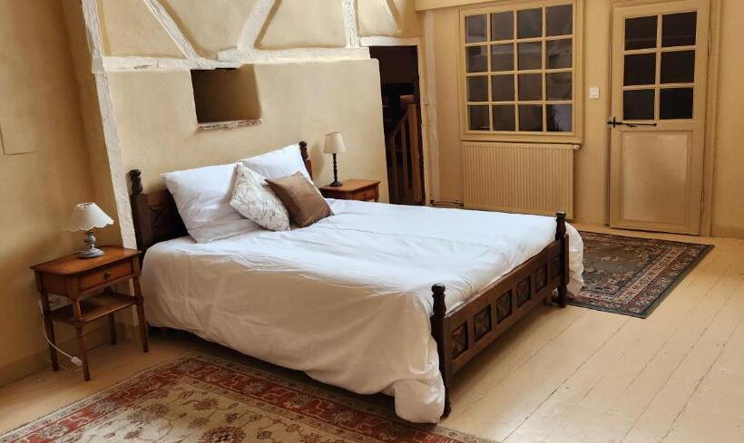 اتاق خانوادگی, La Pelisserie, Chambre D Hotes
