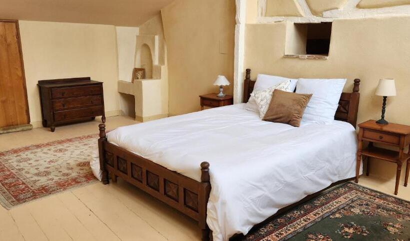 اتاق خانوادگی, La Pelisserie, Chambre D Hotes