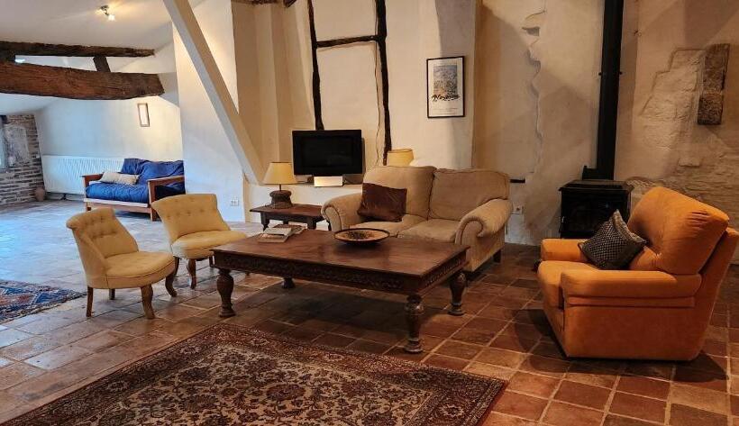اتاق خانوادگی, La Pelisserie, Chambre D Hotes