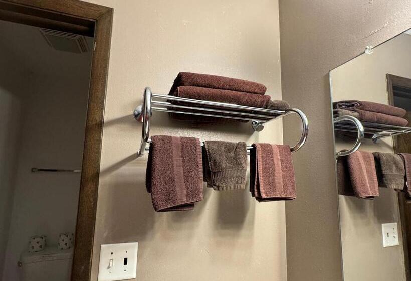 Номер Стандарт Индивидуальный, Clintonville Motel