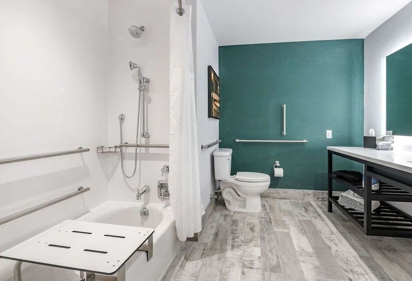 سوئیت برای معلولان, Cambria Hotel Spokane Airport