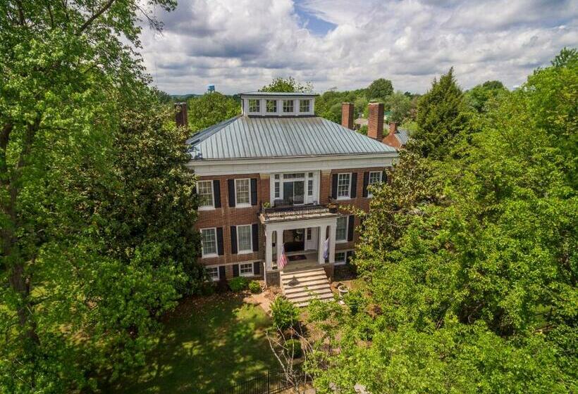 Люкс Deluxe Кровать Кинг, Bourbon Manor Bed & Breakfast Inn