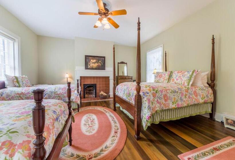 Люкс Кровать Квин, Bourbon Manor Bed & Breakfast Inn