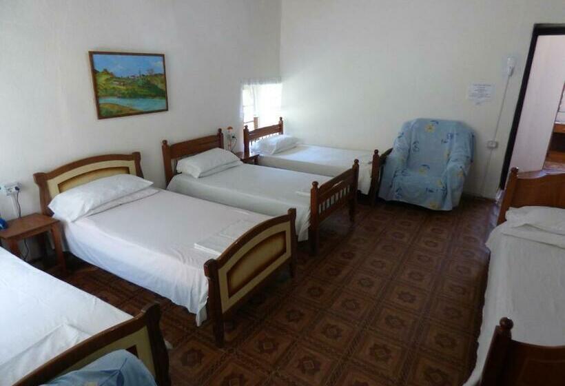 מיטה בחדר משותף, Guesthouse & Hostel Lorenc