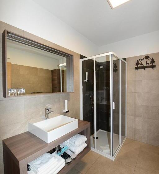 Номер Deluxe, Alpino Wellness & Spa