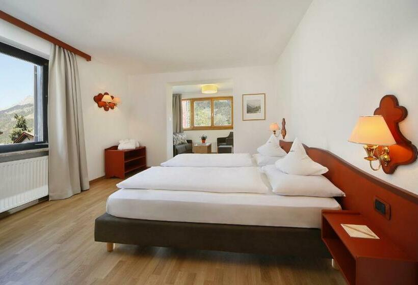 Номер Superior с Балконом, Parkhotel Tirolerhof