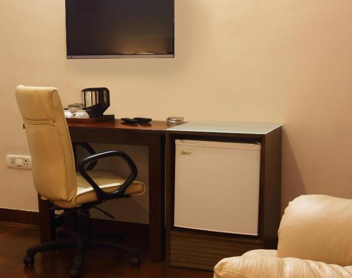 디럭스 룸, Perch Arbor Suites