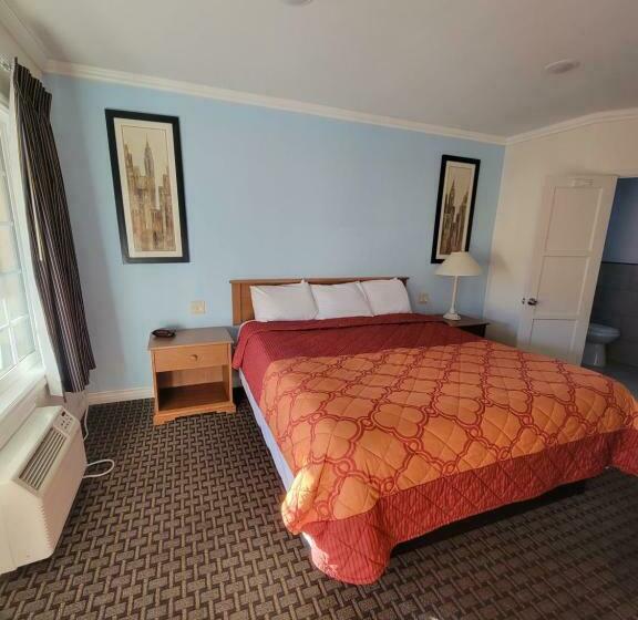 스탠다드 룸 킹사이즈 침대, Townhouse Motel