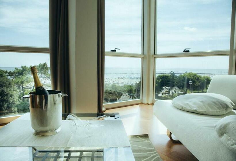 带海景的复工套房, Astor B&b