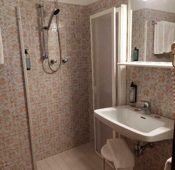 Номер Economy, Astor B&b