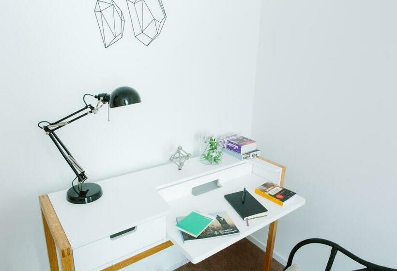 اتاق استاندارد, B&b Place Jourdan