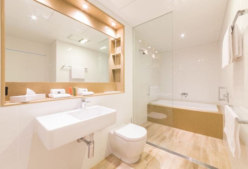 Студио Стандарт с Балконом, Bridges Villas Barooga