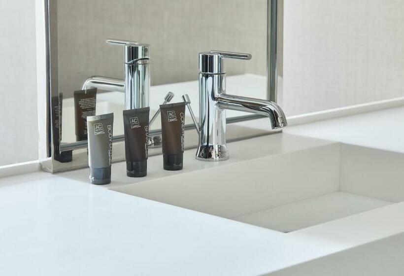 اتاق استاندارد با تخت بزرگ, Ac Hotel By Marriott Raleigh North Hills