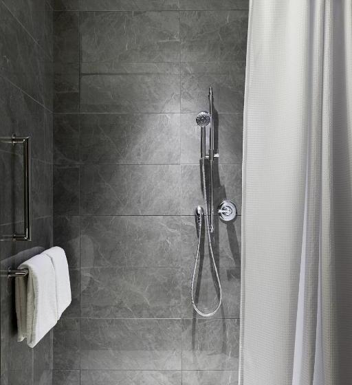 اتاق استاندارد با 2 تخت دوبل, Ac Hotel By Marriott Raleigh North Hills