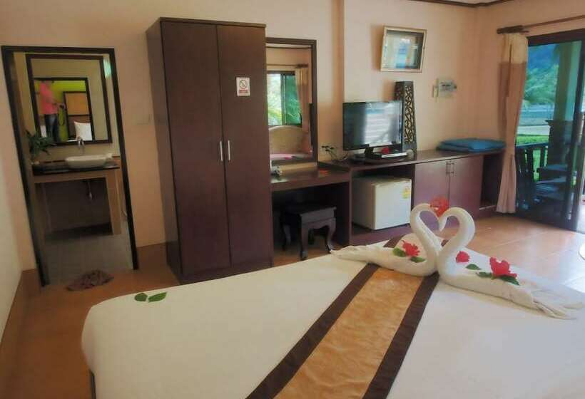 بانگلوی سوپریور, Koh Chang Bailan Beach Resort