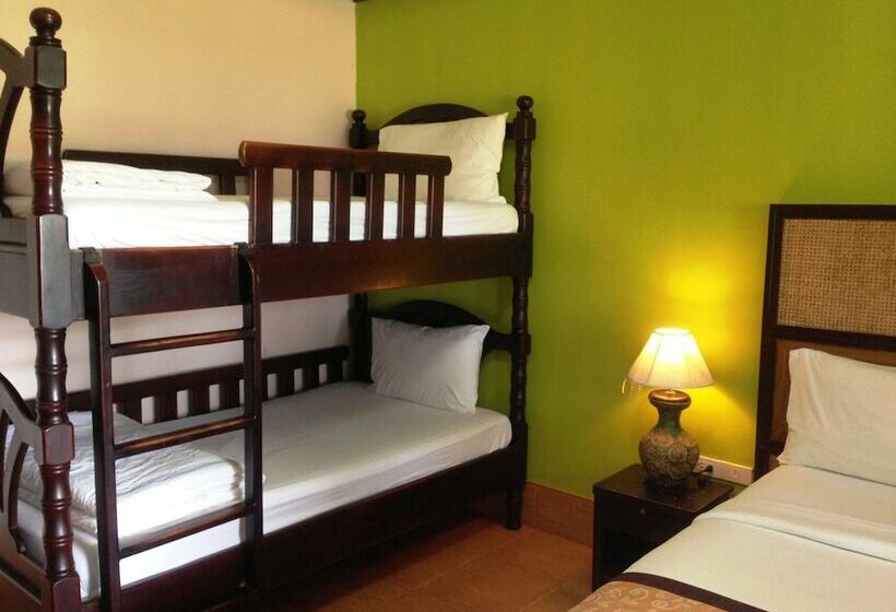 بانگلوی سوپریور, Koh Chang Bailan Beach Resort