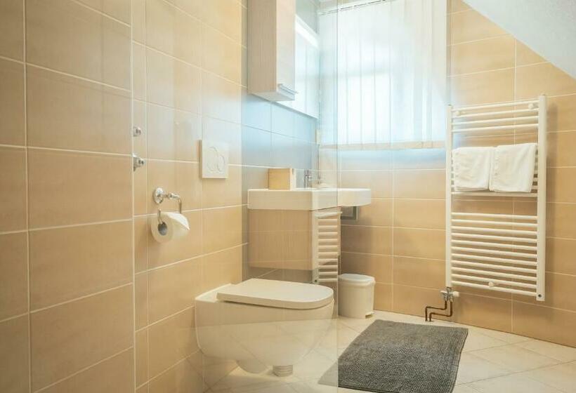 اتاق استاندارد, Garni Hotel Miklič