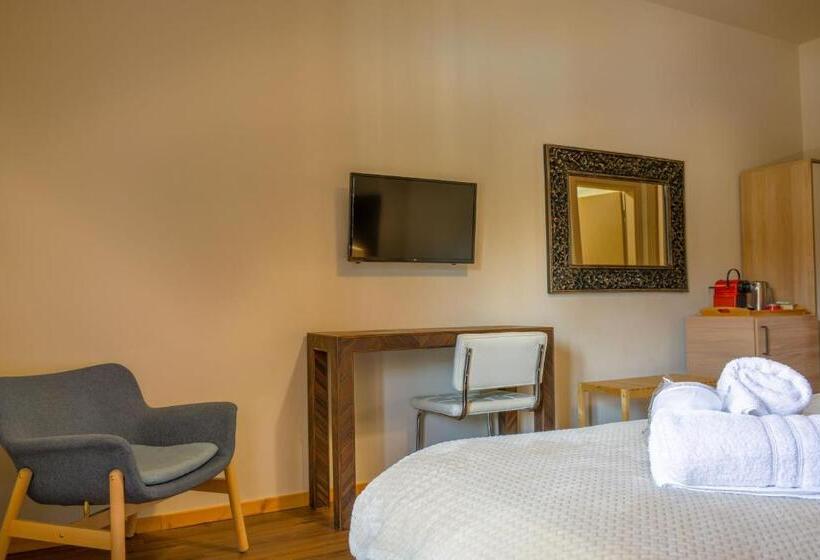Номер Superior Вид на Бассейн, Monastiri Guesthouse
