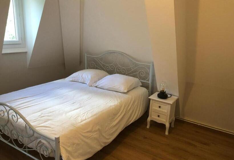 Номер Стандарт Вид на Сад, Manoir D Avray Beaujolais