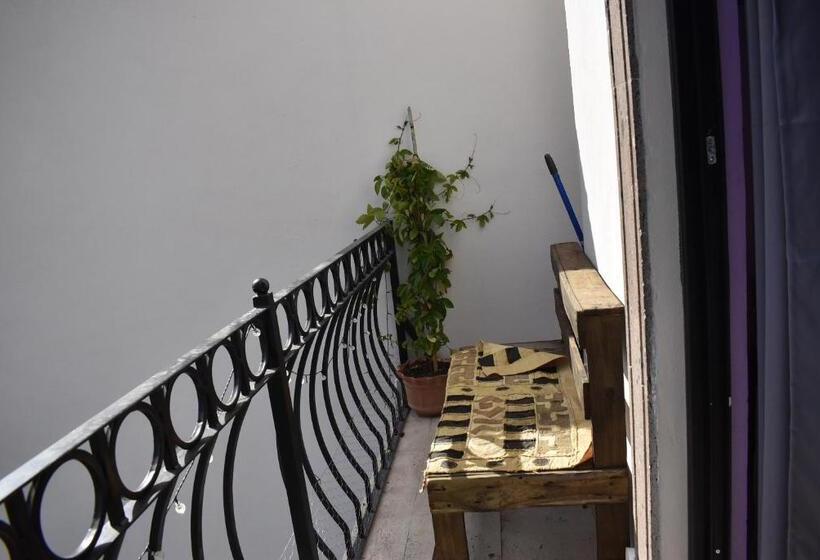 Quarto Estandar com Sacada, Itzae Antigua San Miguel De Allende Dog Friendly
