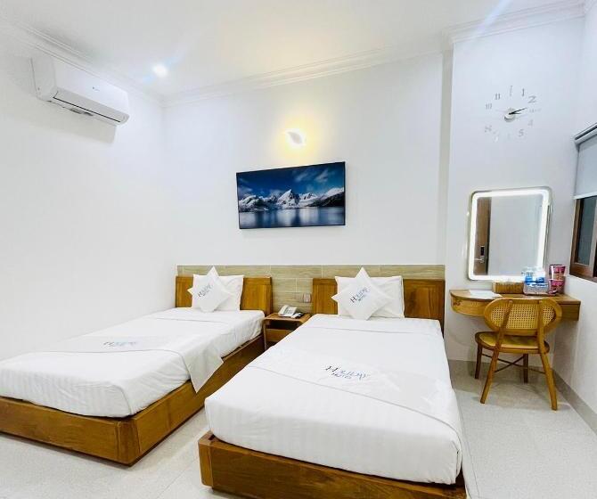اتاق استاندارد, Holiday