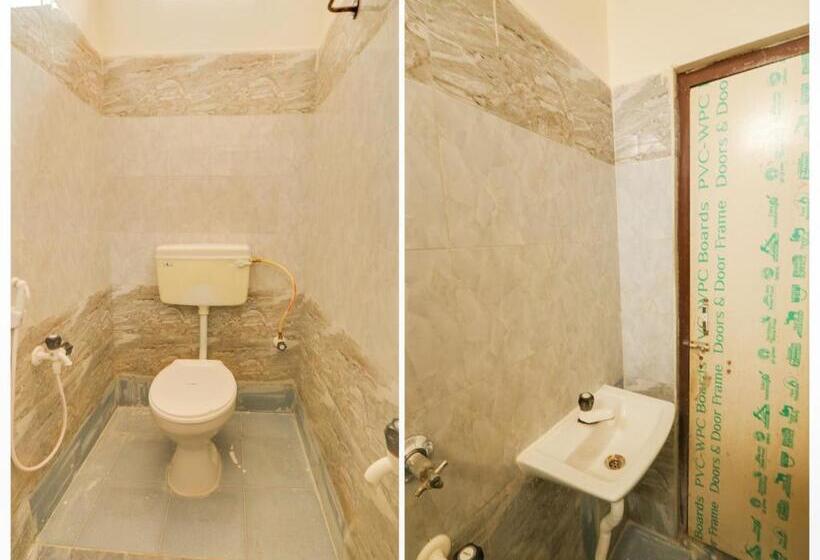 اتاق کلاسیک سه تخته, Oyo Flagship Brundavan Residency