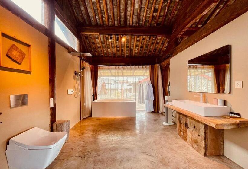 Cameră Deluxe cu Priveliști, Qushe Snowy Mountain View Art B&b