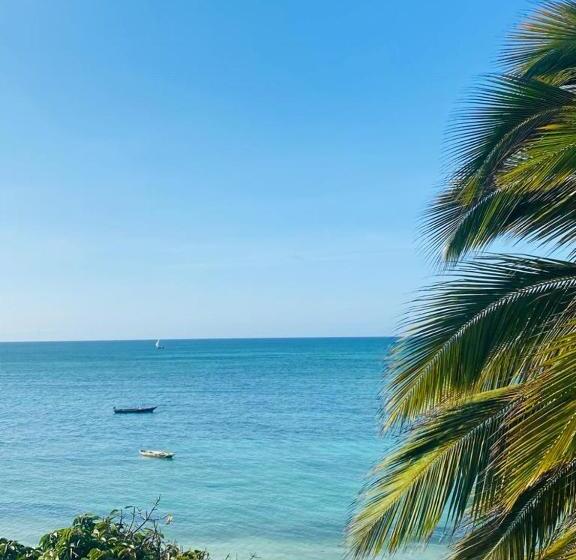 اتاق استاندارد با بالکن, Kassandra Beach