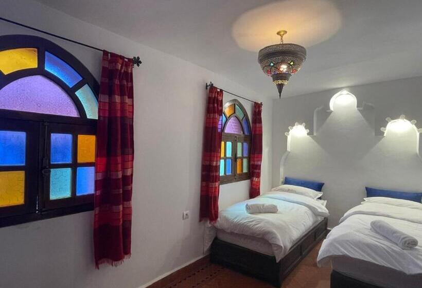 اتاق لوکس با چشم‌انداز شهر, Riad Bab Mahruk