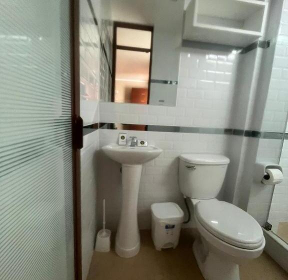 اتاق استاندارد, Cardos Hostal