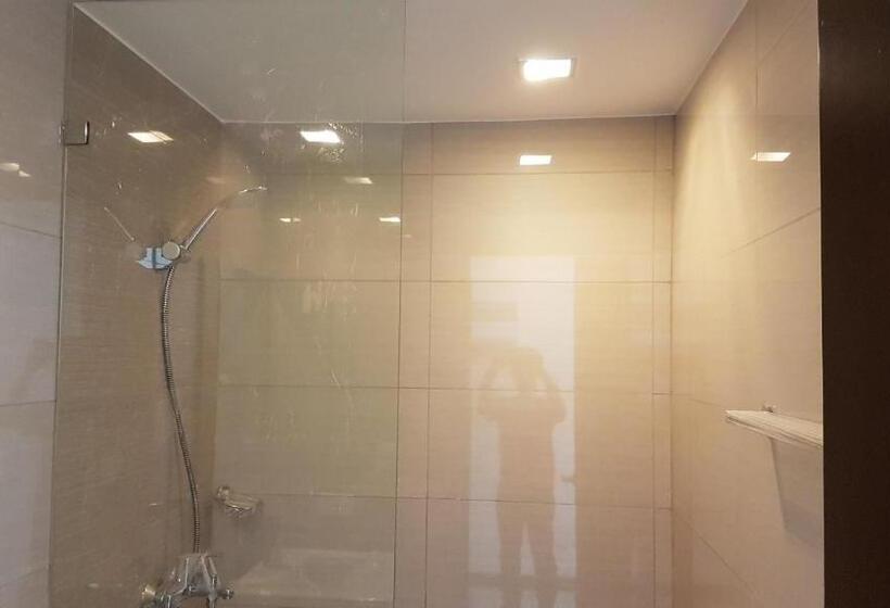침실 1개 아파트, 11c Tower 1 Viceroy Residences Mckinley Bgc