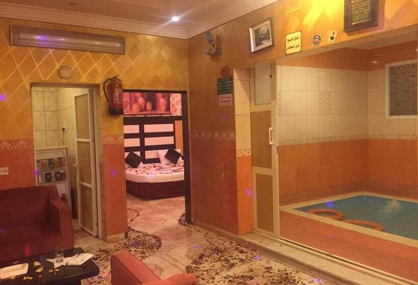 Люкс, هوتيل المجاردة
